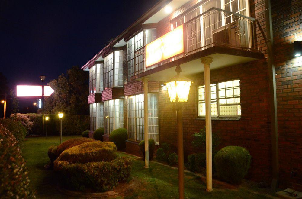 Motel Margeurita Куинбиан Экстерьер фото